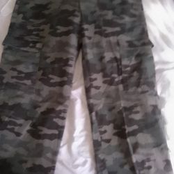 Women Pants Size 14 M