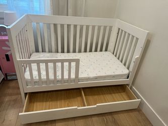 Delta Toddler Bed w/ Mattress, Rail & Storage