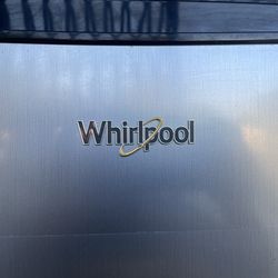 Whirlpool fridge mini excellent condition