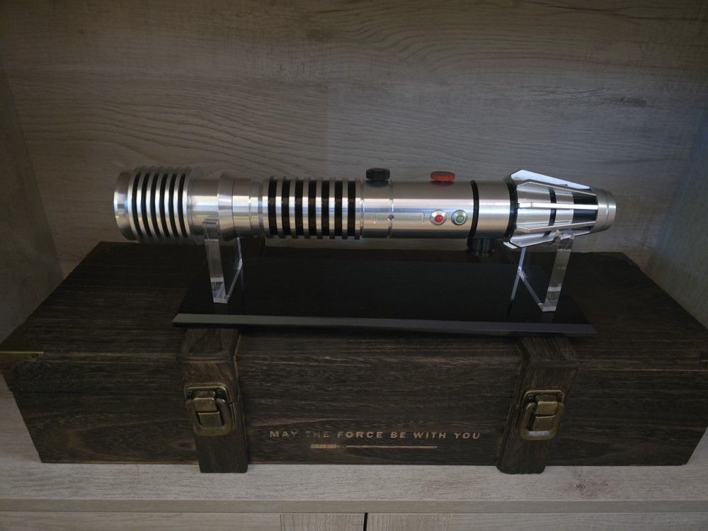 Star Wars Plo Kloon Proffie NeoPixel Lightsaber With Display