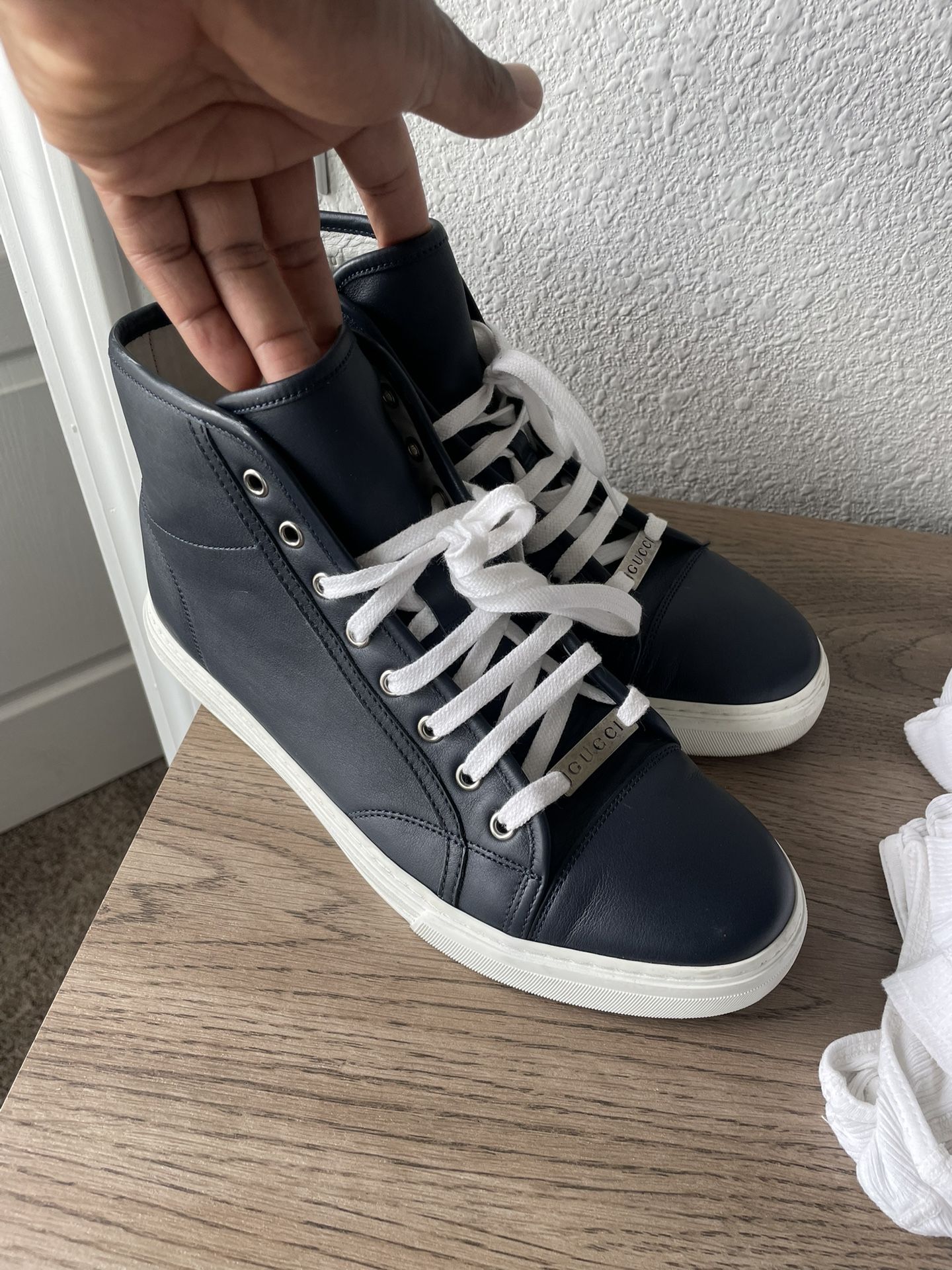 Gucci Leather Sneakers Size 9