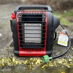 Mr. Heater F232000 MH9BX Buddy 4,000-9,000-BTU Indoor-Safe Portable Propane Radiant Heater, Red-Black