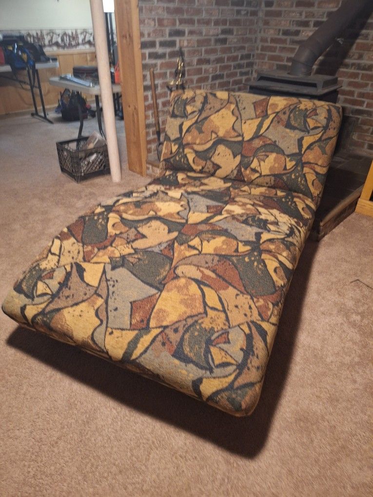 Lounge Chaair