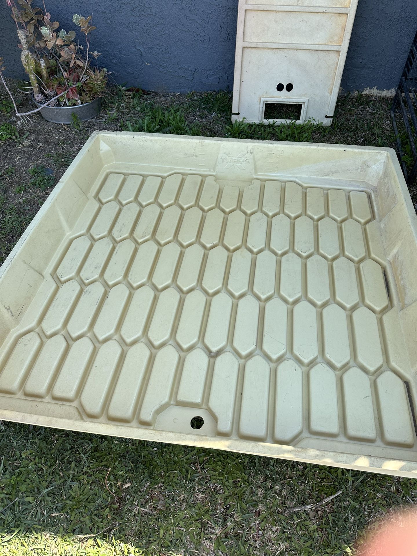 Heavy Duty 4’x4’ Flood Table