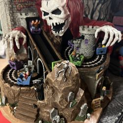 Lemax Spooky Town Phantom Castle Ride - Halloween village, Halloween miniatures- 2024 collection