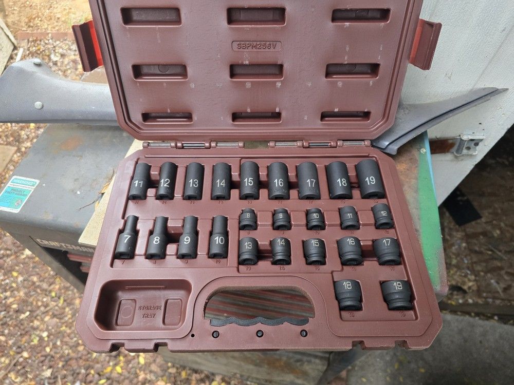 Matco Tools Metric Shallow & Deep 6 Point Impact Socket Set W/Hardshell Case