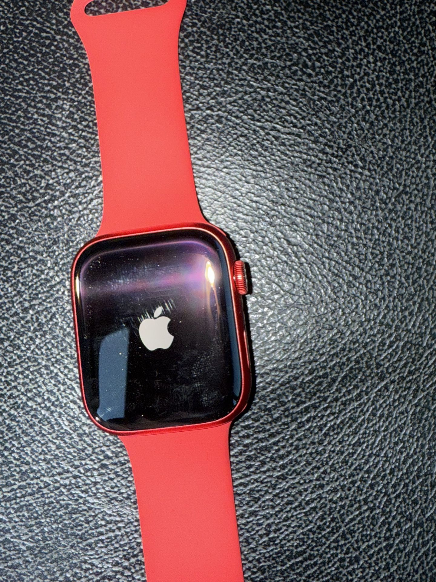 Apple Watch Series 8 45mm Product red