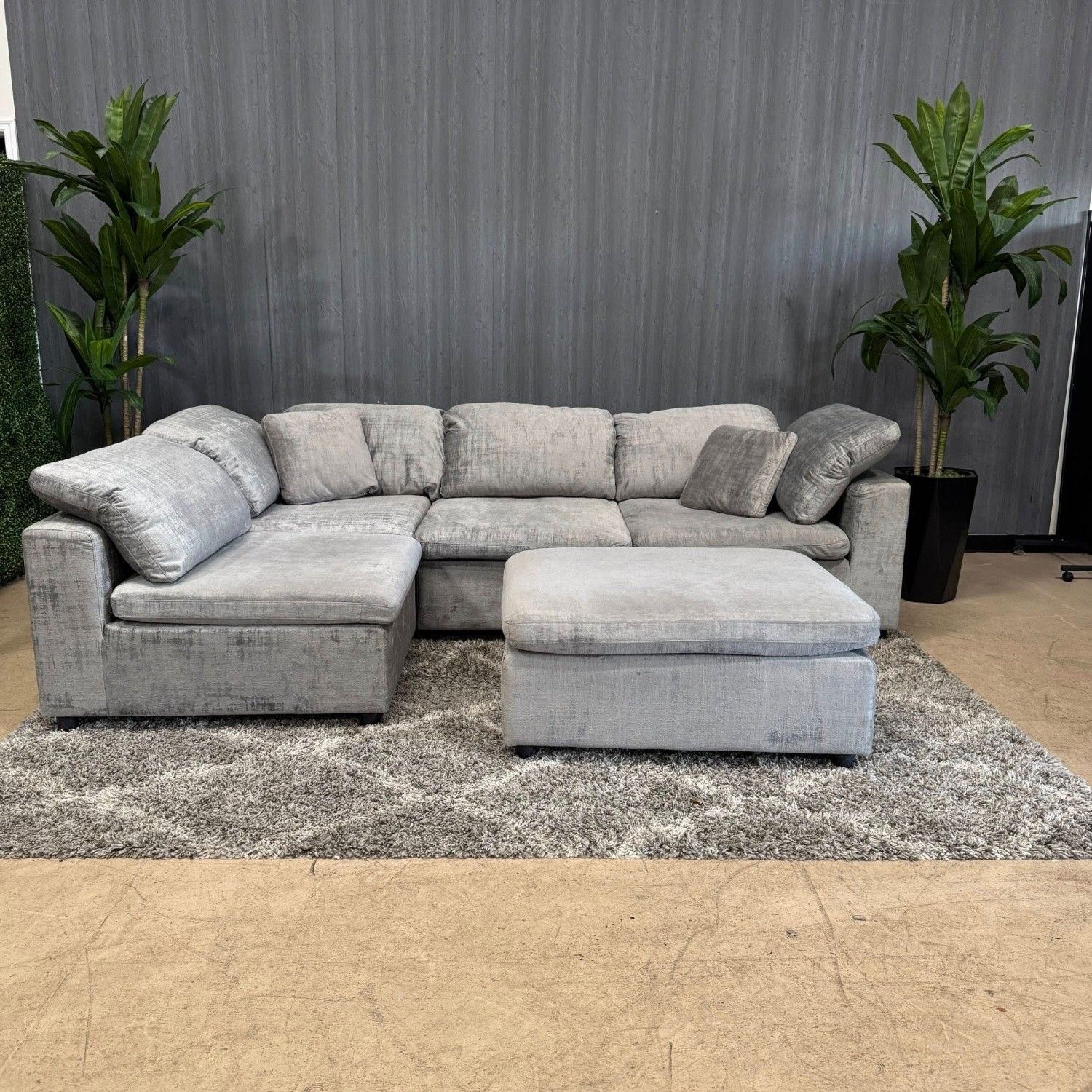 🛋️ Cream Natuzzi Leather Recliner Sectional (Delivery Available!! )