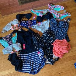 Women Swim Wear Size M -13 Pieces 