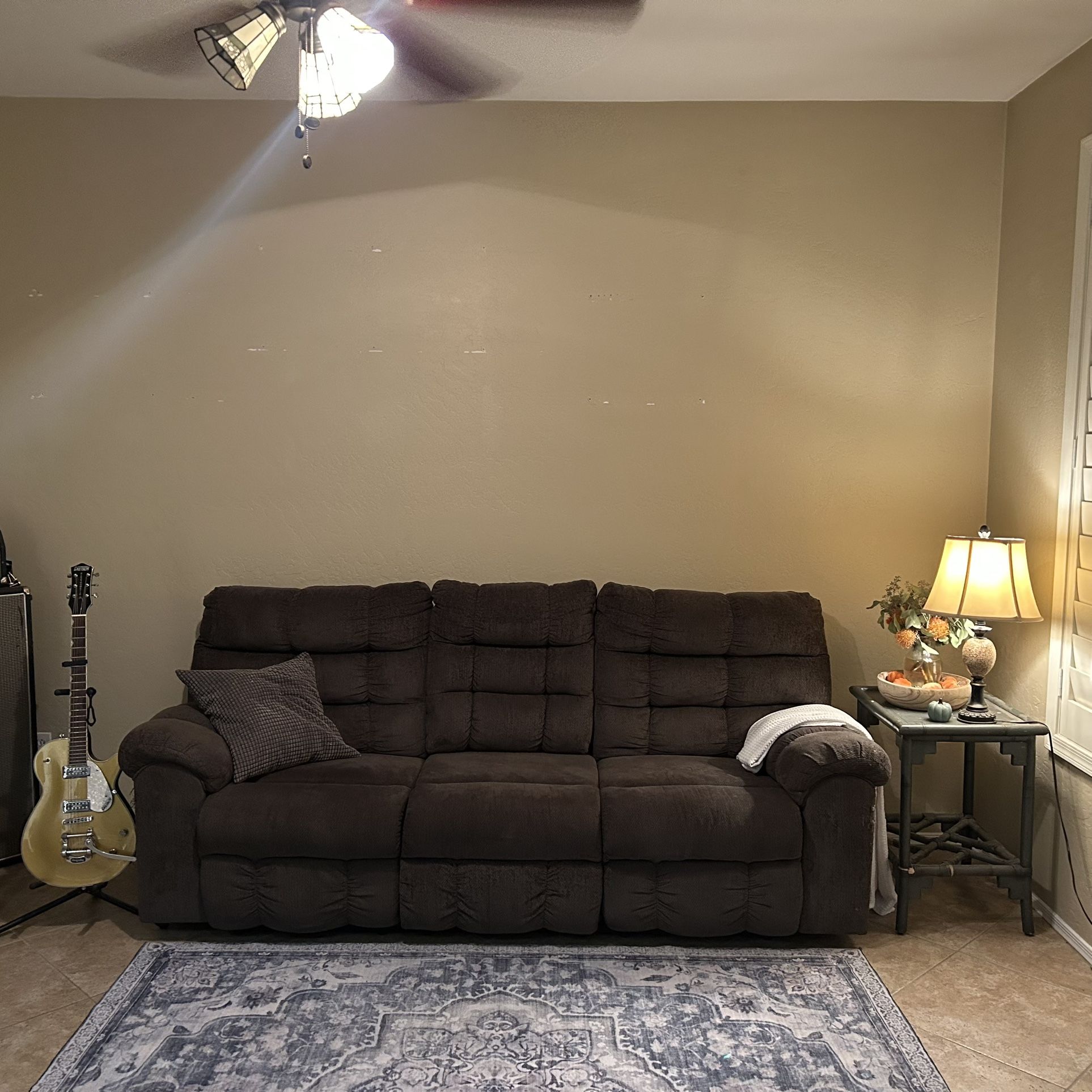 FREE DELIVERY Reclining Couch/Sofa 