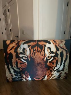 Tiger wall decor