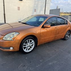 2004 Nissan Maxima 
