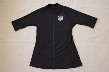 Rip Curl Girls Rash Guard Swim Top Size 10/S Black Zip Front UPF 50+ EUC