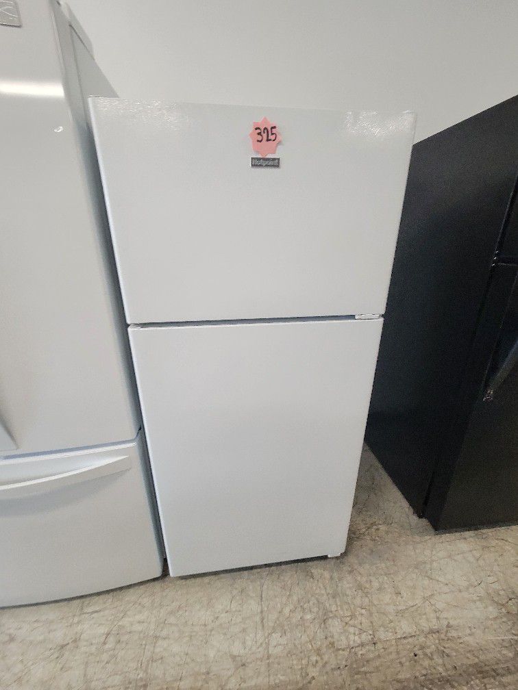 Hotpoint Top Refrigerator Used Good Condition With 90day's Warranty 
