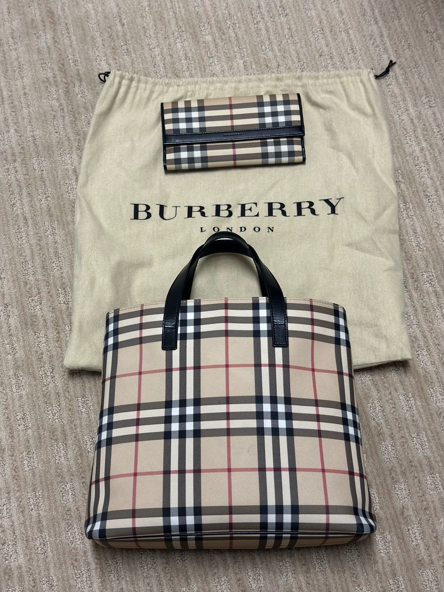 Burberry Handbag & Wallet