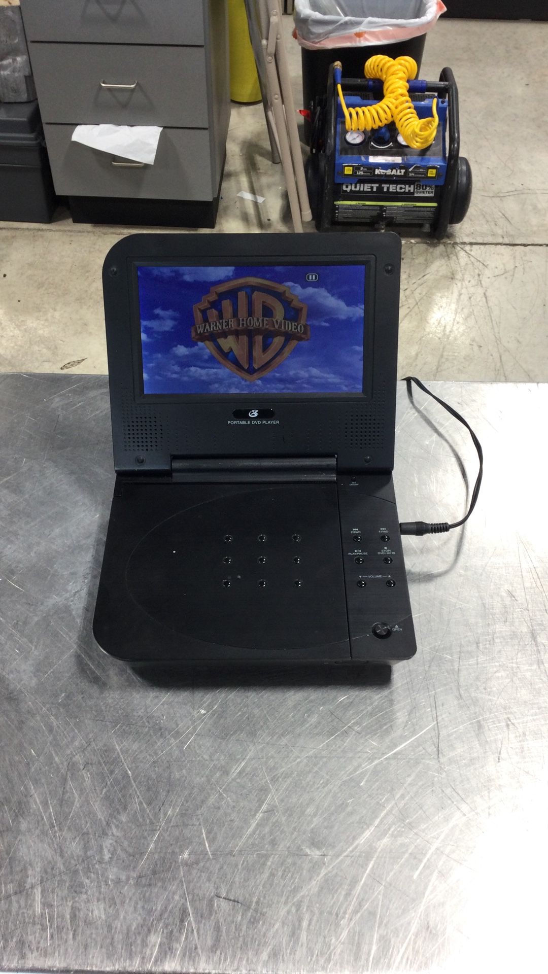 GPX portable DVD Player