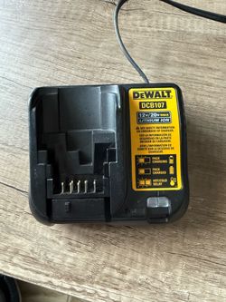DeWalt Battery Charger