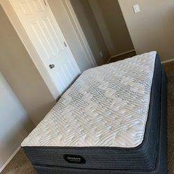 FULL BEAUTYREST MATTRESS AND FREE BOX SPRING