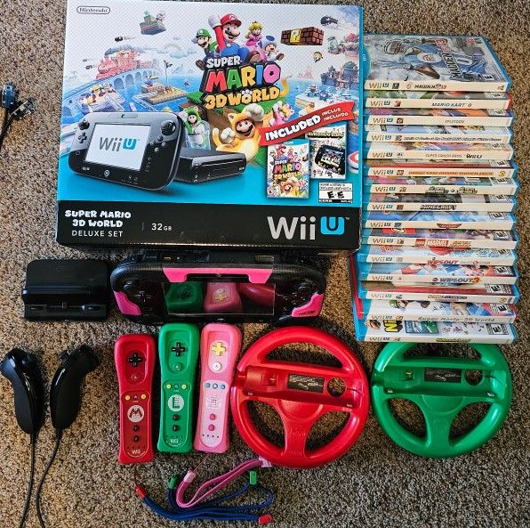 Nintendo Wii U Super Mario 3D World 32Gig Deluxe Set + accessories + games.