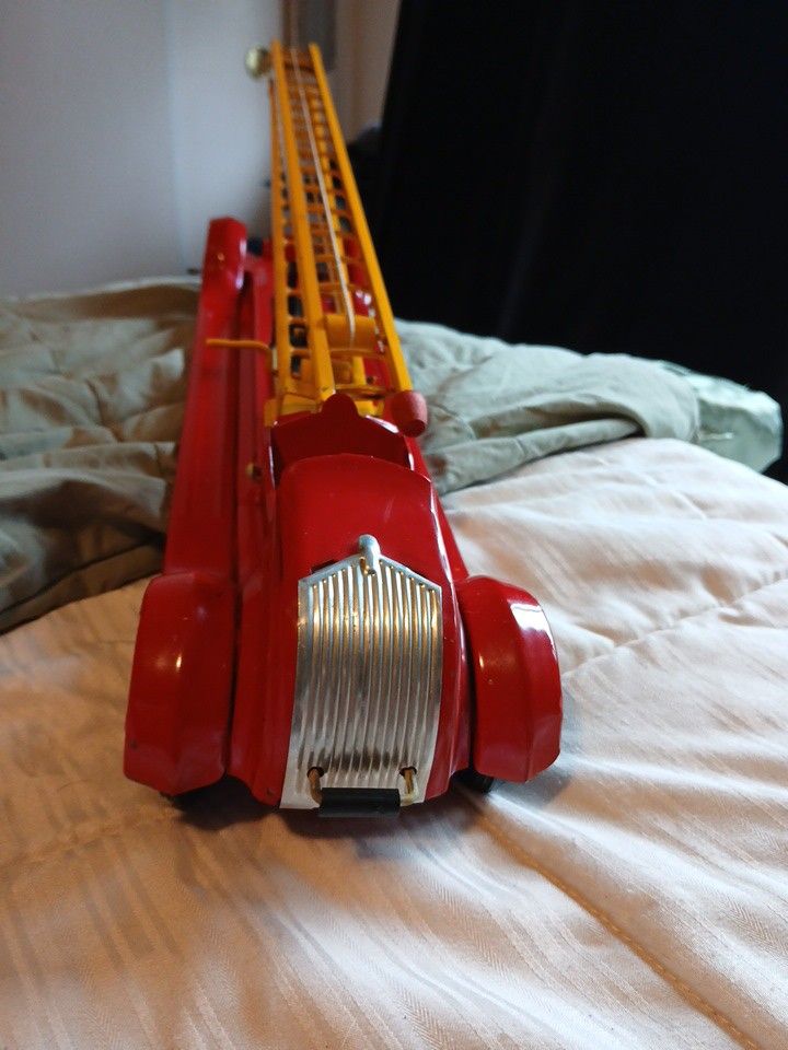 1930 Metal Fire Truck
