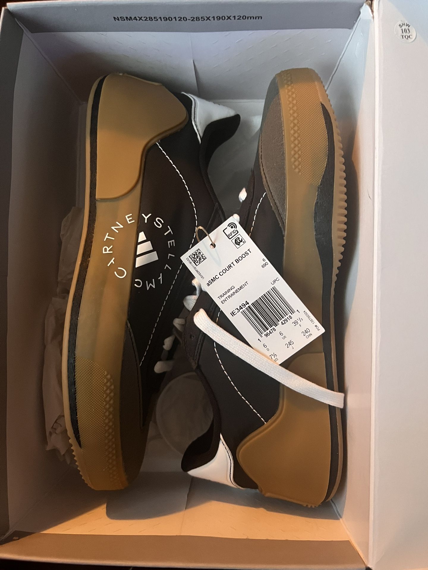 Women’s Adidas Shoe