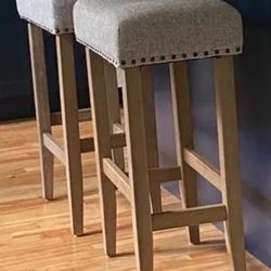 SET OF 2 BARSTOOLS BRAND NEW