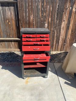 Rolling Metal Tool Cabinet with Drawers