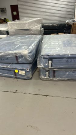 Sealy posturepedic pro and plus queens available