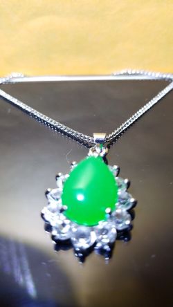 Woman's green Jade pendant teardrop Diamond simulated white gold Finished Necklace