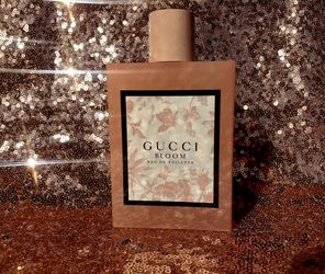 Gucci Bloom Perfume 