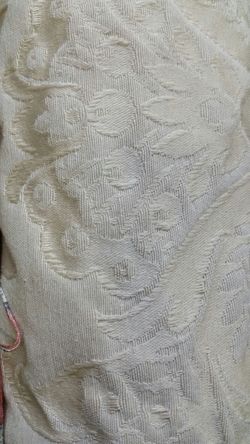 5yds....Roll of upholstery fabric.