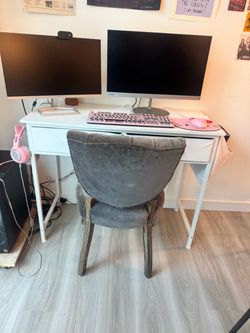 White desk with headphone holder and side storage
