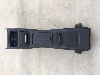 BMW e90/e92/e93 /m3 Center console rear