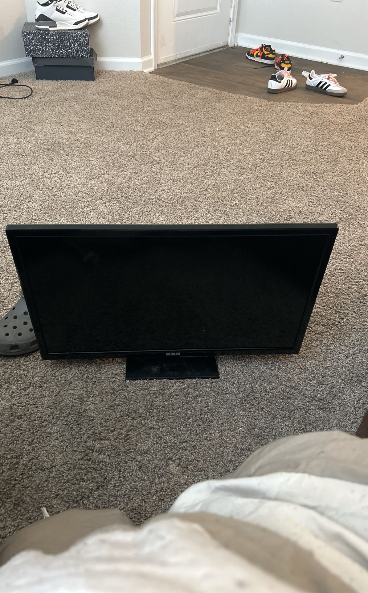 24inch RCA Tv