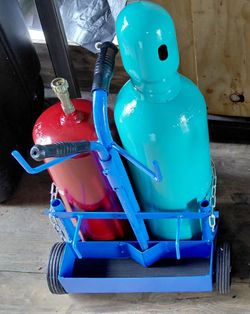 ACETILENE #40 / OXIGEN TANKS #60 FULL