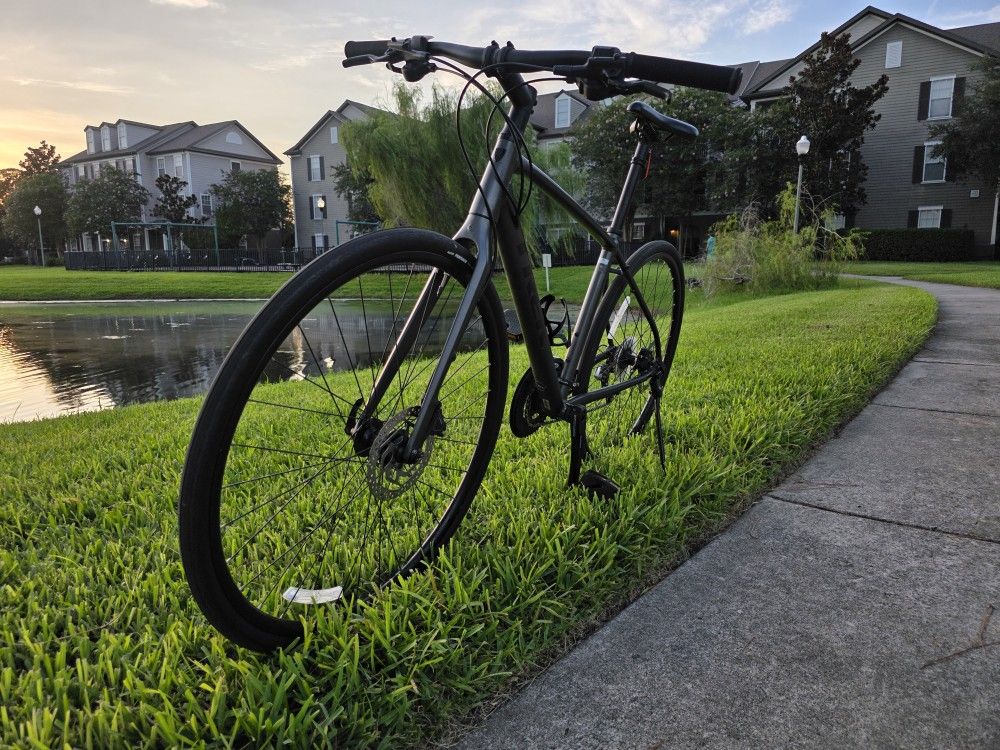 Trek FX3 DISC Hybrid Bike Bicycle