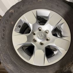 4 Dodge Ram 6 Lug 18 Inch Rims With Sensors