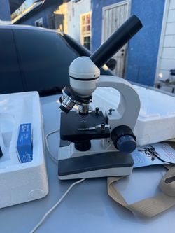 Microscope
