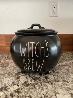 Halloween cauldron