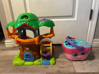 Tree house and lunchbox