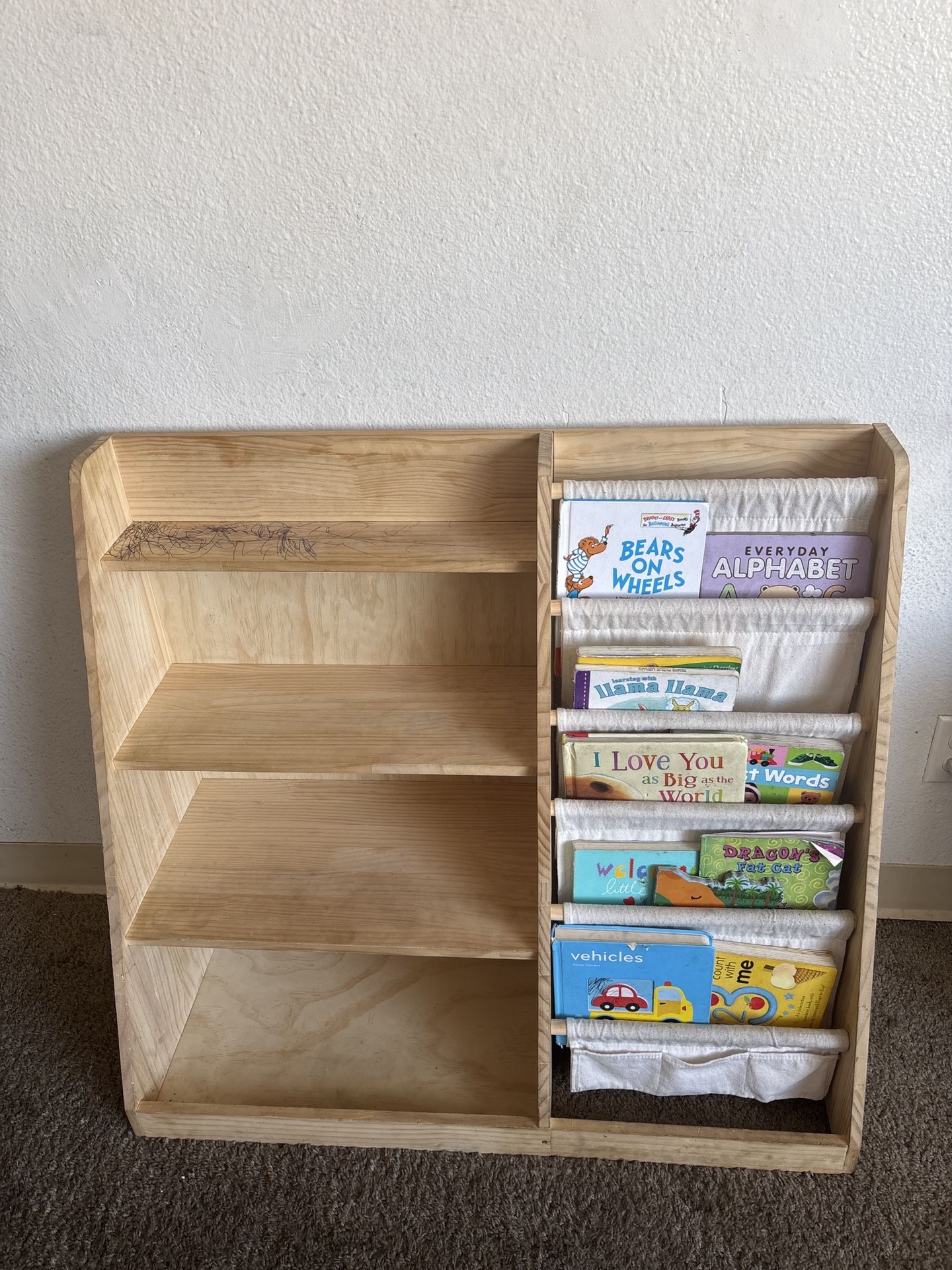 Wooden Bookshelf w Book Storage