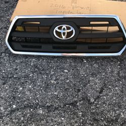 Toyota Tacoma Grill