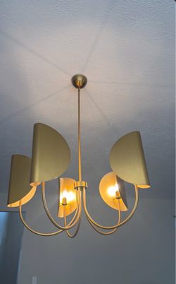 Alora Mood Seno 5-Light Chandelier