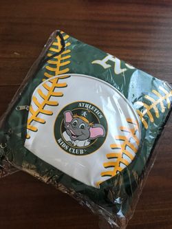 Oakland kids pack things inside brand new