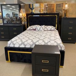 Black Bedroom Set - Queen Size King Size