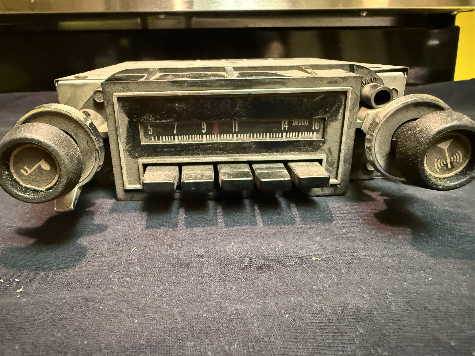 Vintage Chevrolet 1970S Chevelle Nova Vega Delco, A.M. Radio Part Number 31APB One