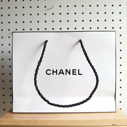 Chanel Gift Bag White & Black