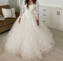 Wedding dress