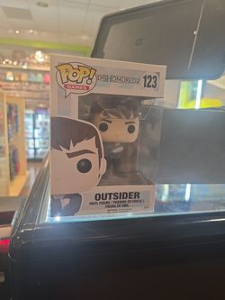 OUTSIDER #123 Funko 