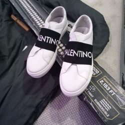 Valentino Size 9.5